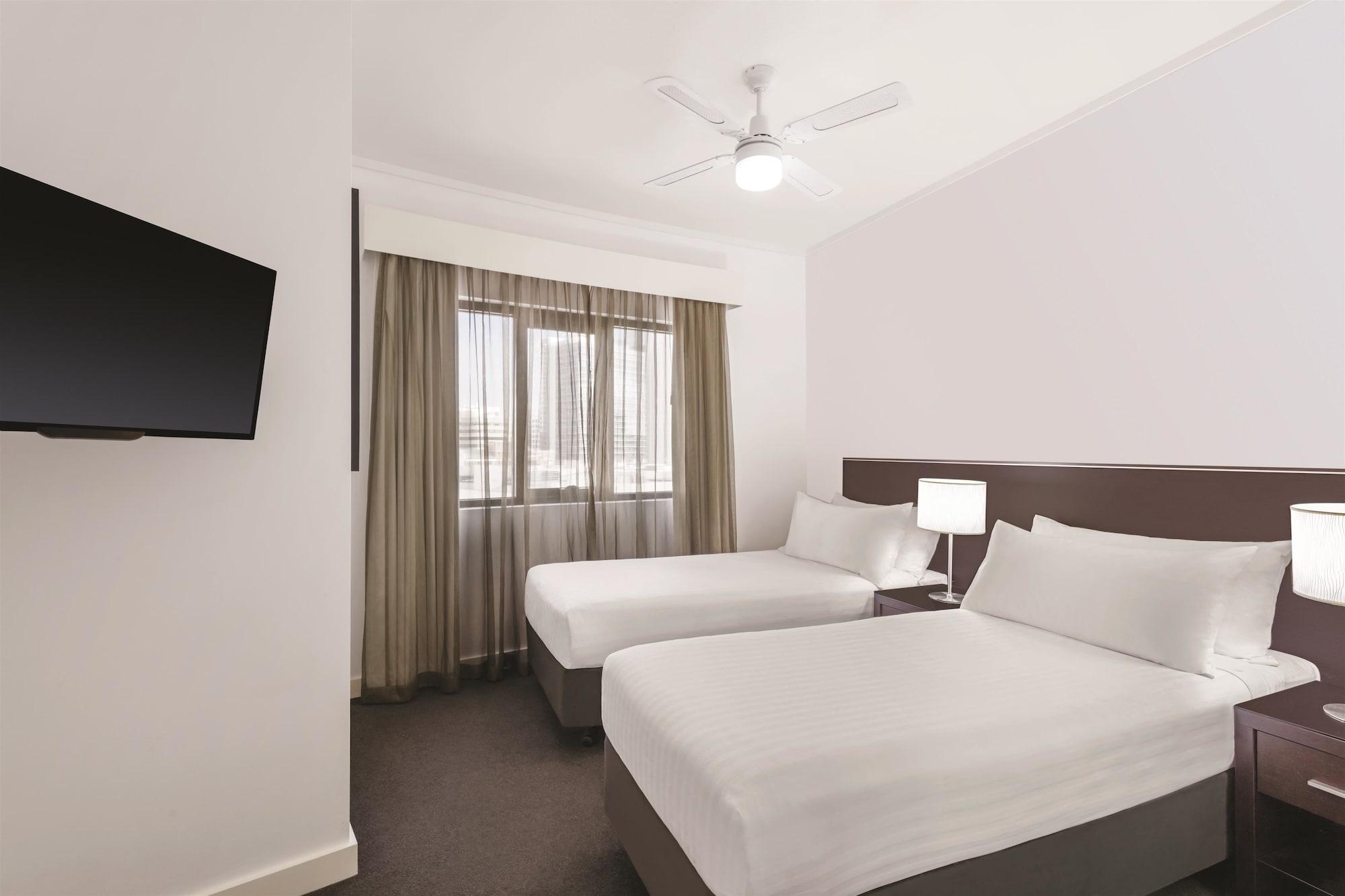 Adina Apartment Hotel Perth Barrack Plaza Екстер'єр фото
