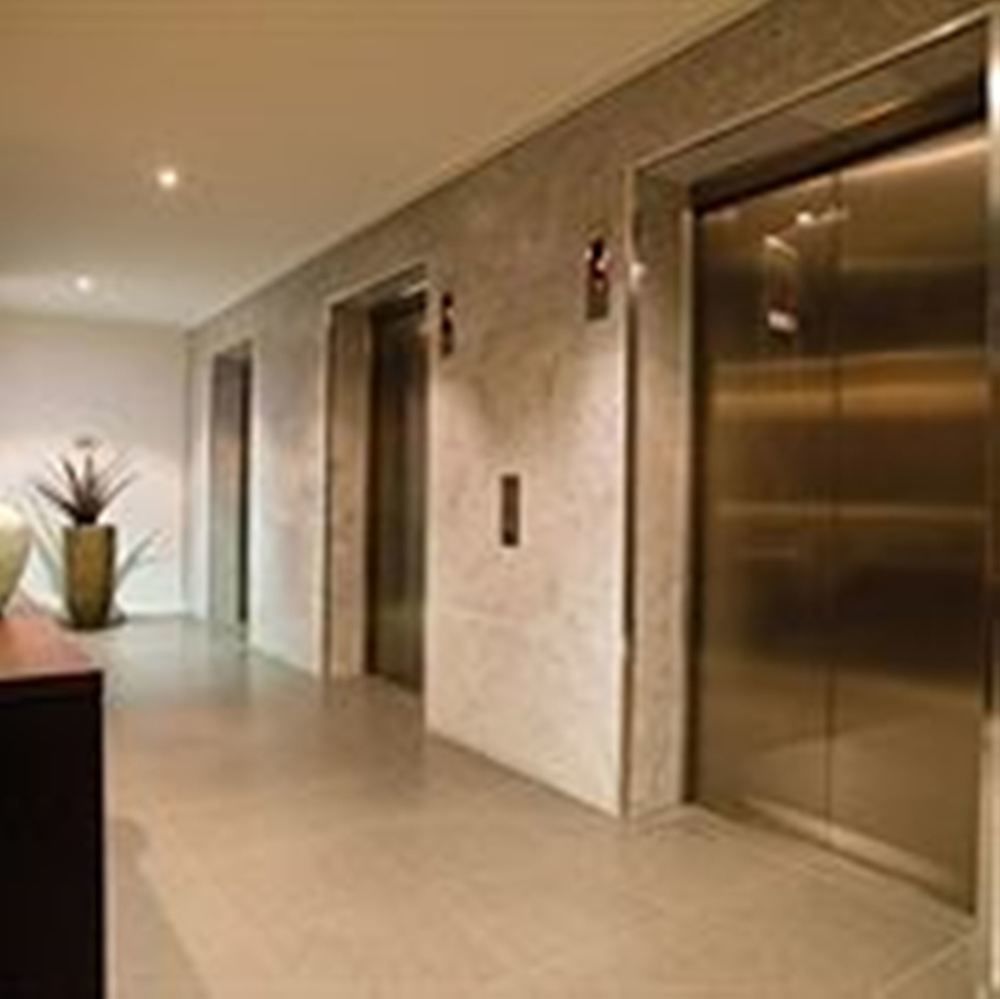 Adina Apartment Hotel Perth Barrack Plaza Екстер'єр фото