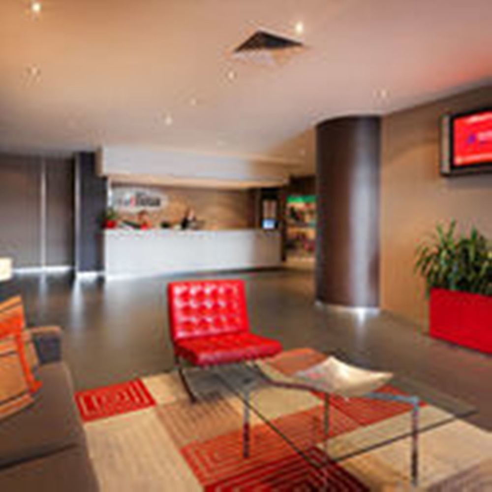 Adina Apartment Hotel Perth Barrack Plaza Екстер'єр фото