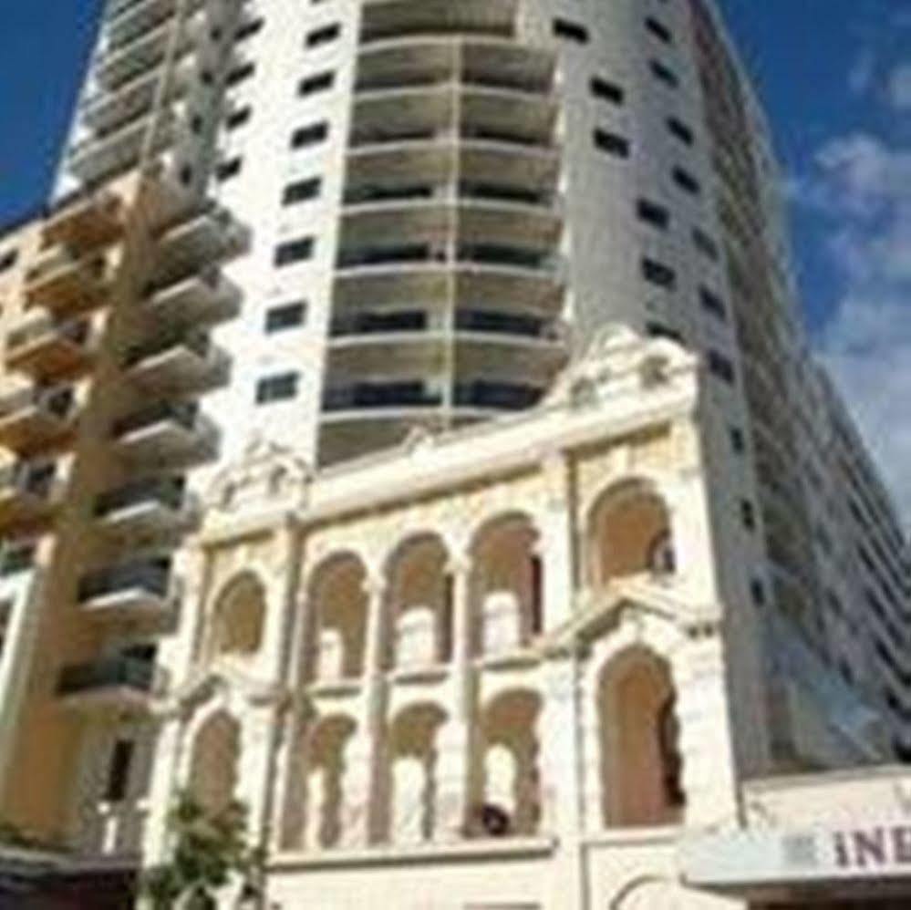 Adina Apartment Hotel Perth Barrack Plaza Екстер'єр фото