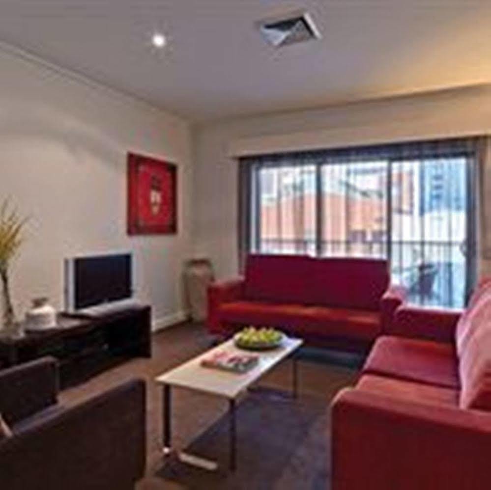 Adina Apartment Hotel Perth Barrack Plaza Екстер'єр фото