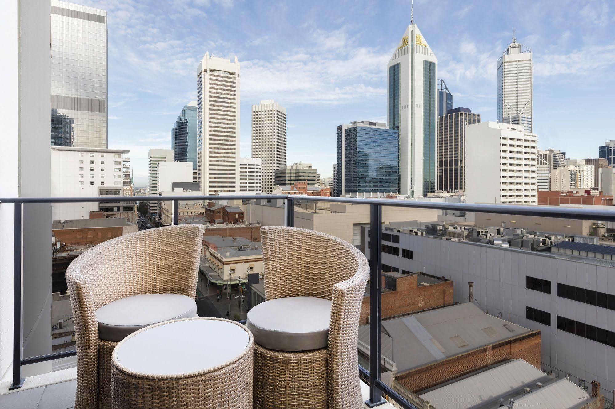 Adina Apartment Hotel Perth Barrack Plaza Екстер'єр фото