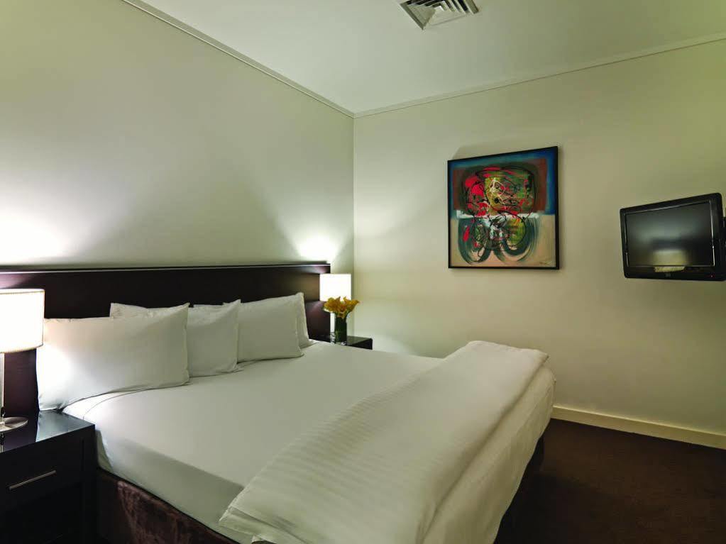 Adina Apartment Hotel Perth Barrack Plaza Екстер'єр фото