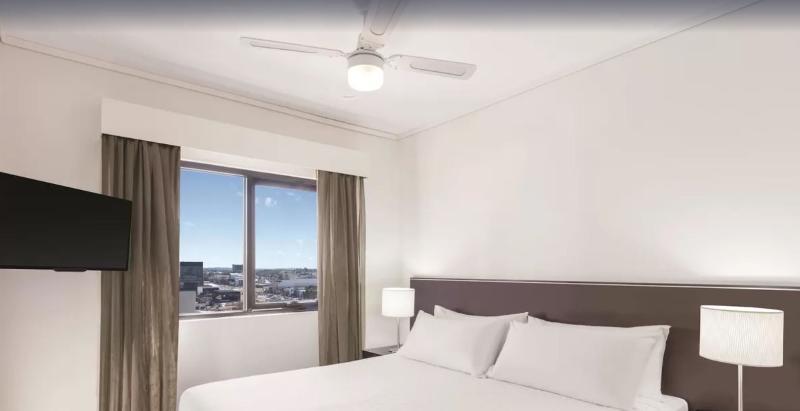Adina Apartment Hotel Perth Barrack Plaza Екстер'єр фото